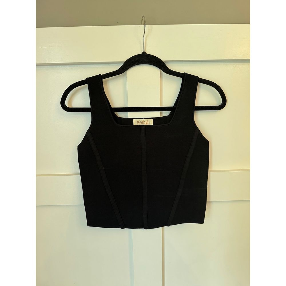 Listicle black cropped top size medium